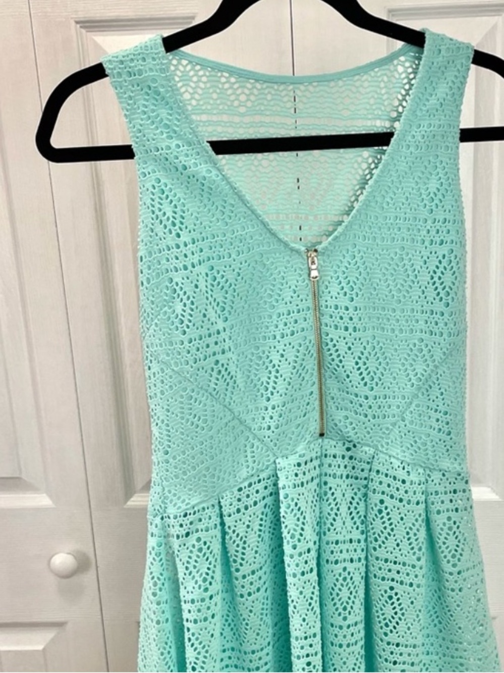 Beautiful Tiffany blue lace Y2K Guess dress with gold zipper, 2000s nostalgia
